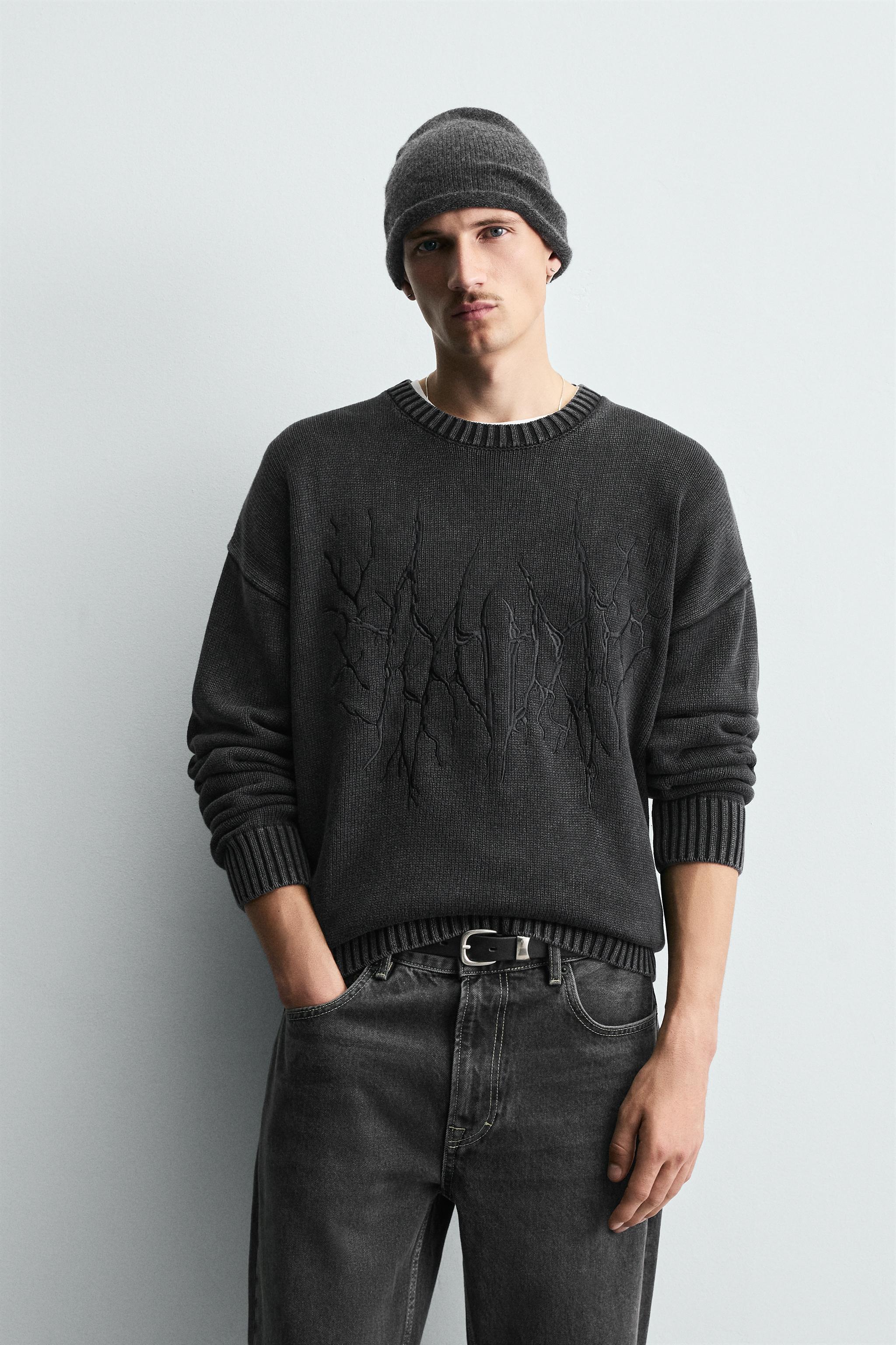 EMBROIDERED WASHED SWEATER